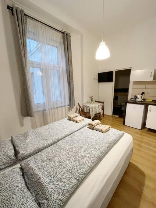 12# Sunflower Cozy Apartment Budapest Esterno foto