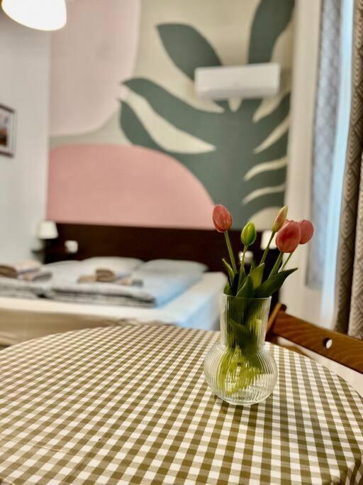 12# Sunflower Cozy Apartment Budapest Esterno foto